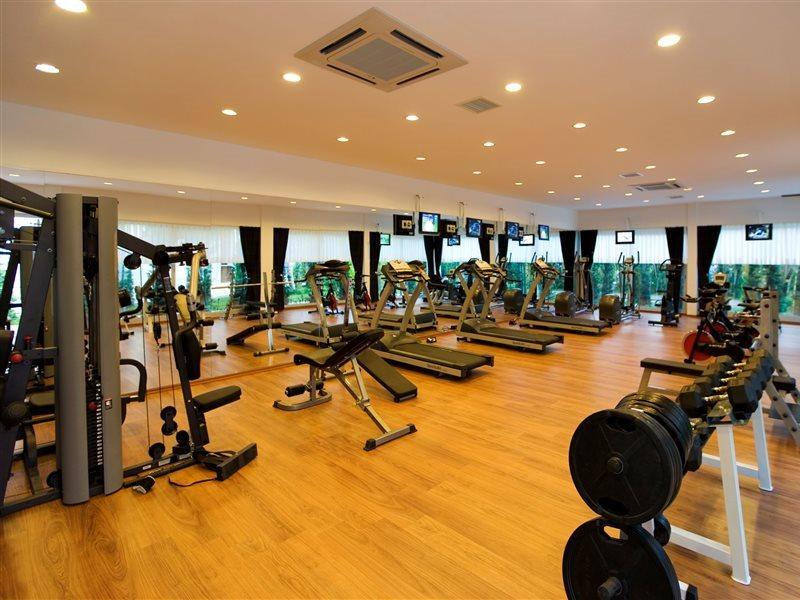 Latanya Park Resort Yaliciftlik Exterior photo