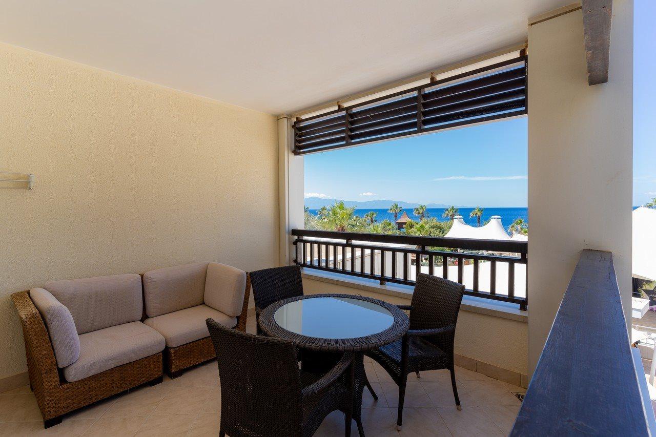 Latanya Park Resort Yaliciftlik Exterior photo