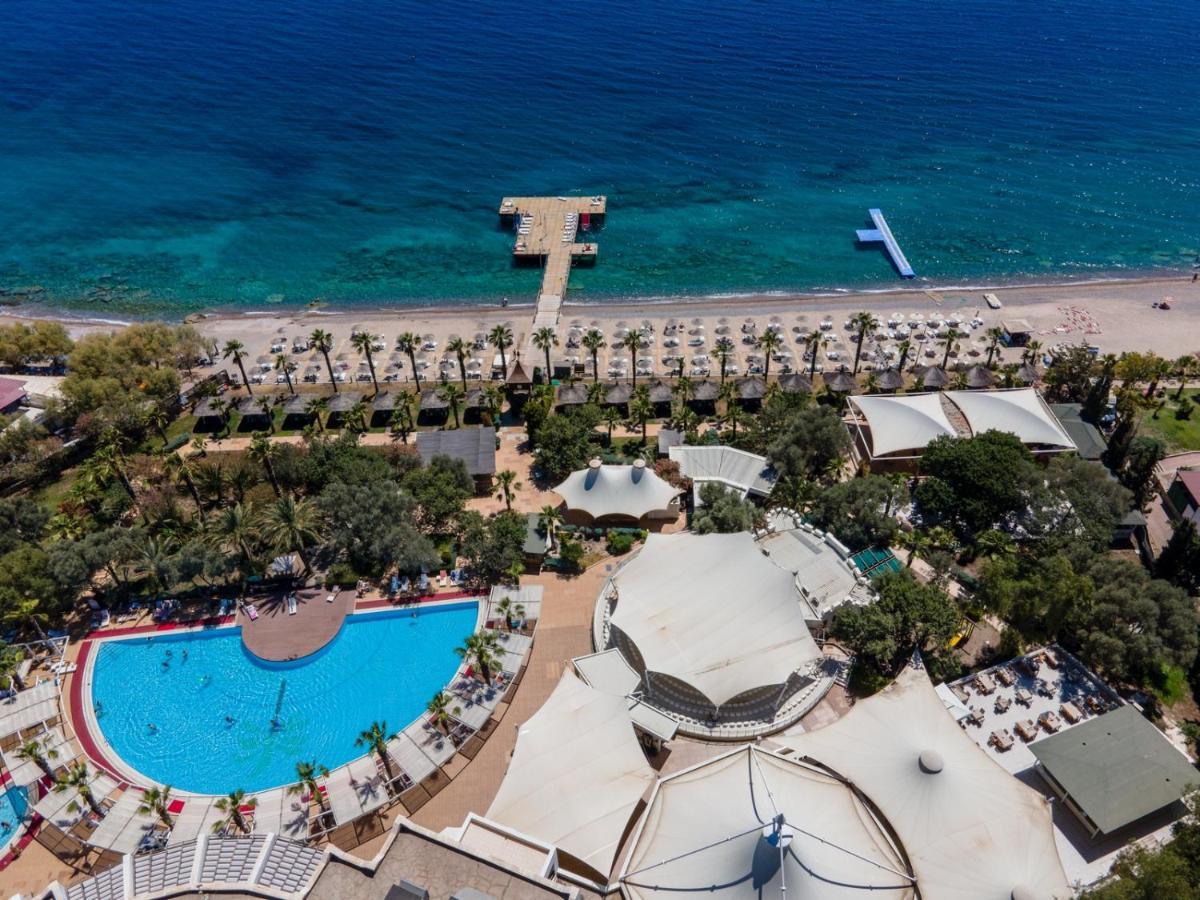Latanya Park Resort Yaliciftlik Exterior photo