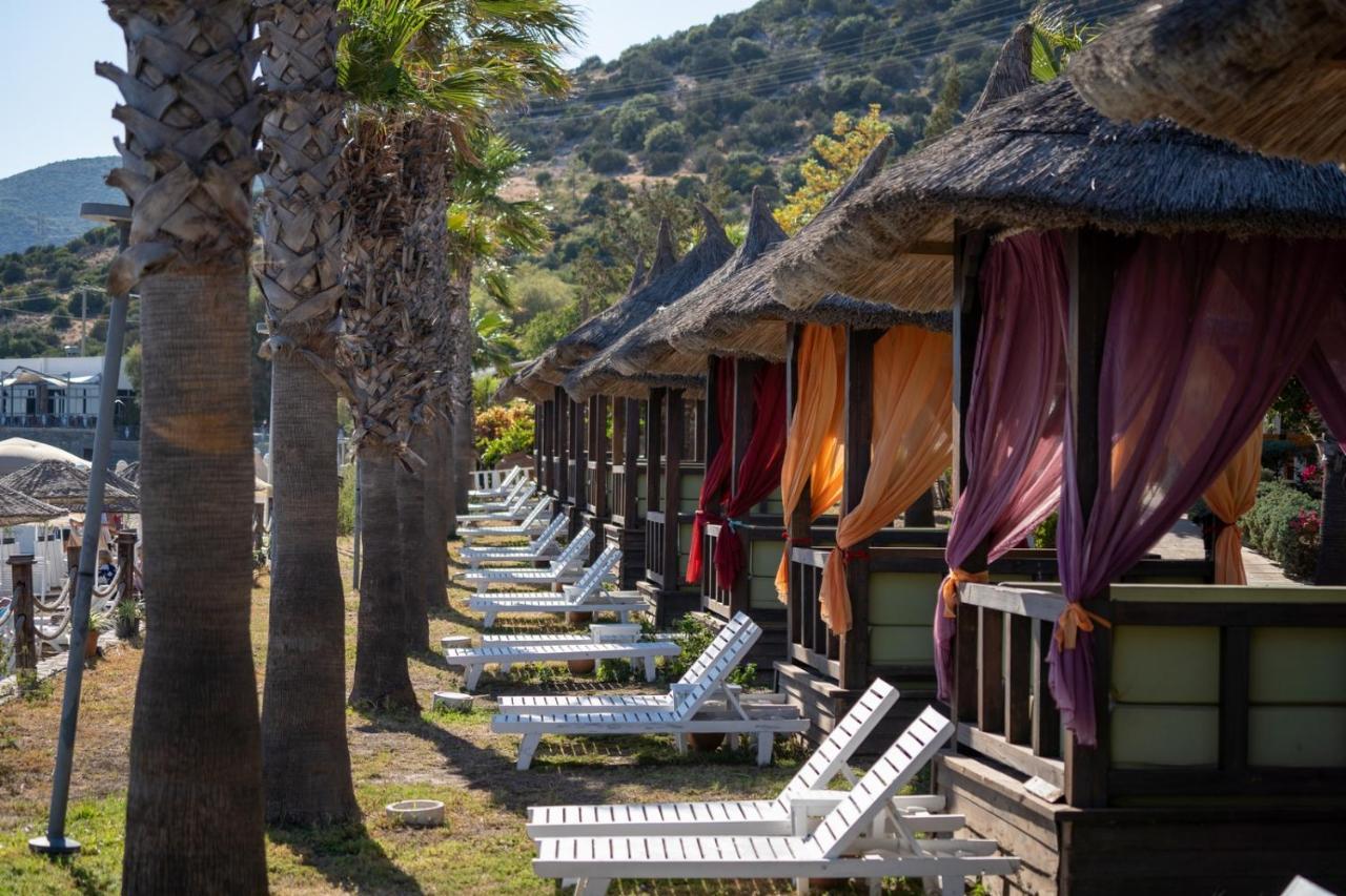 Latanya Park Resort Yaliciftlik Exterior photo