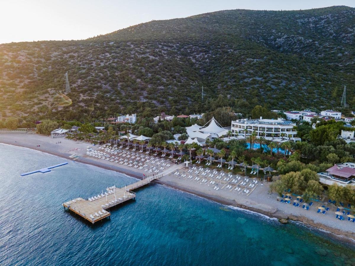 Latanya Park Resort Yaliciftlik Exterior photo
